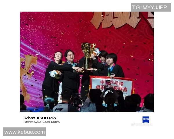 2025，九位女将在巡回赛上完成直落两盘完胜夺冠